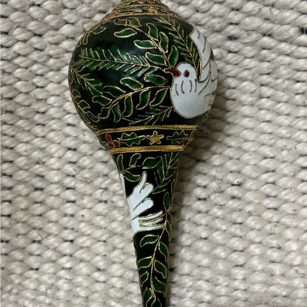 EUC vintage cloisonné Christmas ornament featuring a white dove and holly leaves - Picture 3 of 5